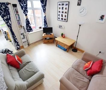 Lincoln Street, Northampton, NN2 - Photo 1