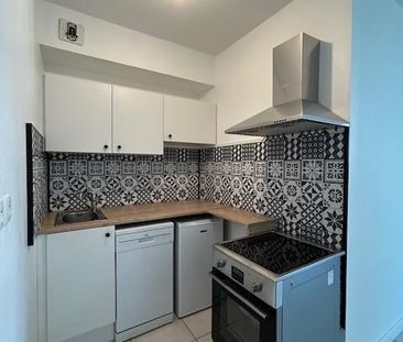 Location Appartement 2 pièces 38m² TASSIN LA DEMI LUNE 69160 - Photo 4