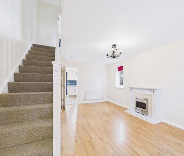 2 bedroom semi-detached house to rent - Photo 3