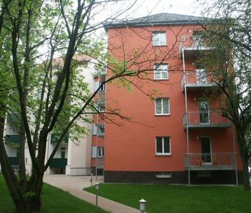 Ruhig gelegene, sanierte 3-Zimmerwohnung mit Balkon! - Foto 1