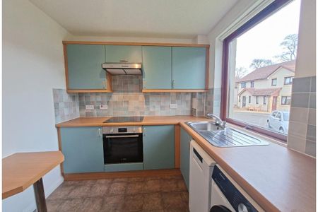 2 bed flat for rent in Musselburgh - Photo 2