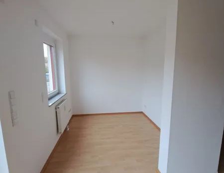 1-Zimmer-Wohnung mit Personenaufzug in betreuter Wohnanlage von Plate zu mieten! - Photo 1