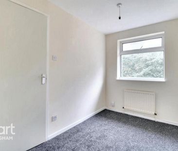 2 bedroom semi-detached house to rent - Photo 6