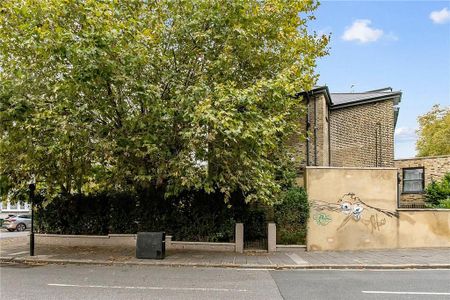 3 bedroom apartment to rent - Photo 4