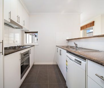 Make your move to Macgregor - Photo 5