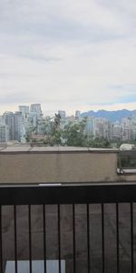 2-BED 1-BATH 2-level unit with a new kitchen & City View available NOW - Photo 4