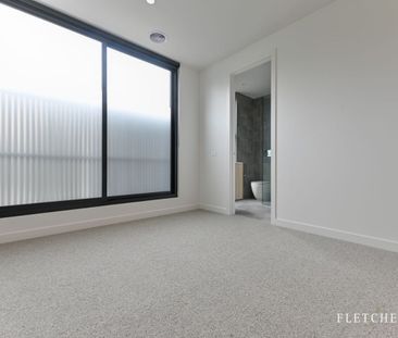 2/31 Kitchener Rd, Croydon VIC 3136 - Townhouse For Rent | Domain - Photo 2