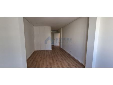 3 room luxury Flat for rent in Cascais e Estoril, Cascais, Lisbon - Photo 3