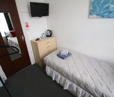 House share to rent - Photo 1