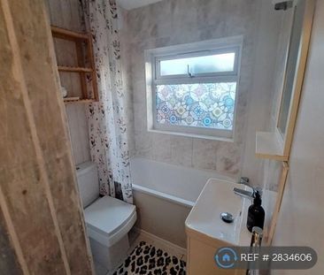 2 bedroom maisonette to rent - Photo 5