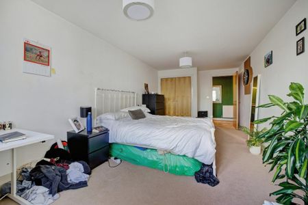 1 bedroom flat to rent - Photo 4