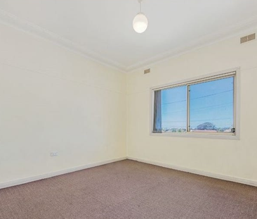 292 Cowper Street, Warrawong NSW 2502 - House For Rent | Domain - Photo 2