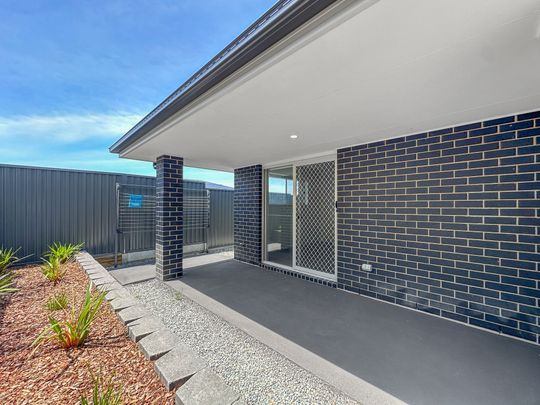 Brand New Two Bedroom Flat - Photo 1