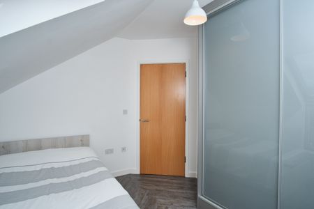 Orchard Court Flat 10 - Photo 3