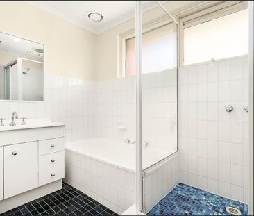 2/3-5 Salter Street, Essendon VIC 3040 - Photo 3