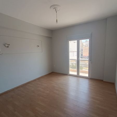 Ενοικίαση κατοικίας, 48 τ.μ., Κερατσίνι, 500 € - Photo 3