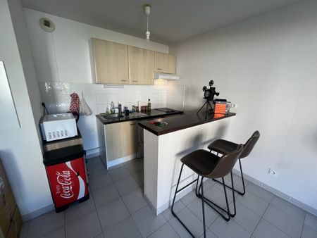 Location Appartement 2 pièces 41m² RODEZ 12000 - Photo 3