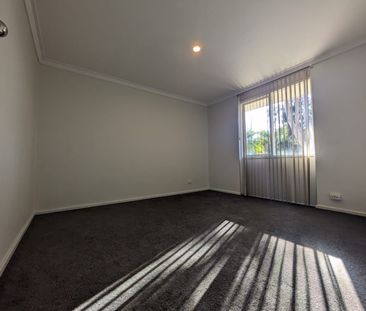 Cosy and Quiet Living in a Whisper Quiet Cul-De-Sac - Photo 6