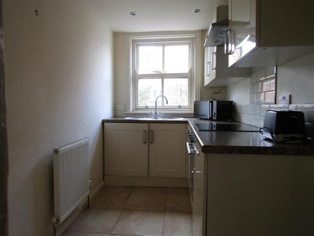 1 bedroom flat to rent - Photo 5