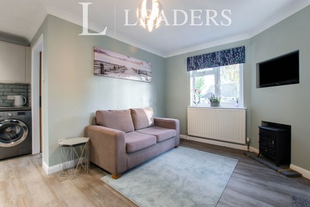 1 bedroom apartment to rent Albert Road, Ferndown, BH22 - Photo 1