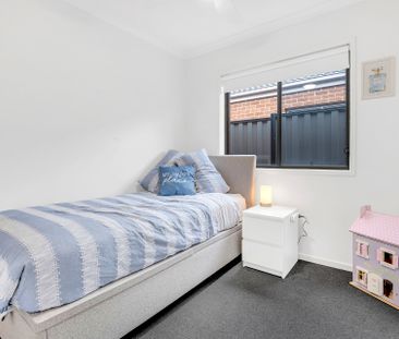 Modern and Stylish 3 Bedroom Home!! - Photo 6