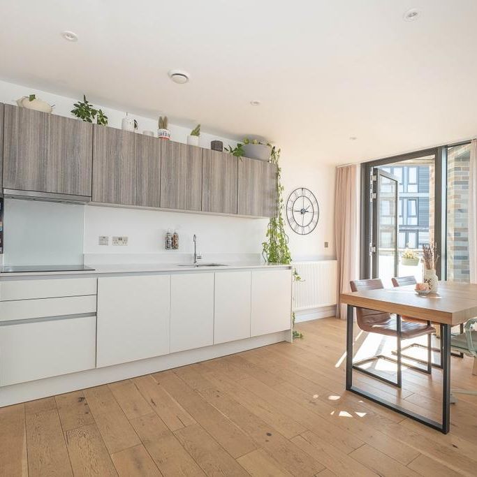 2 bedroom flat to rent - Photo 1