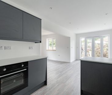 St. Catherines Avenue, Catfield - Photo 6