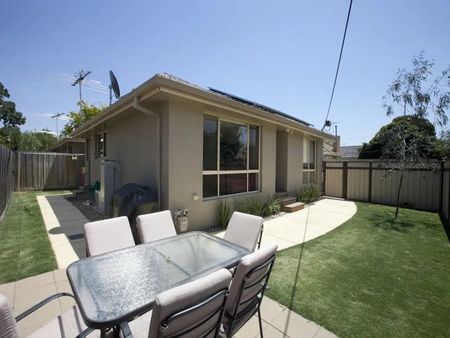1/72 Paxton Street, South Kingsville VIC 3015 - Apartment For Rent | Domain - Photo 5