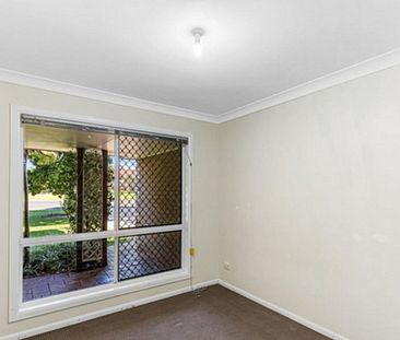 Darling Heights Family Home - Photo 4