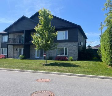 Grand 5 1/2 avec petit cours priver - Photo 4