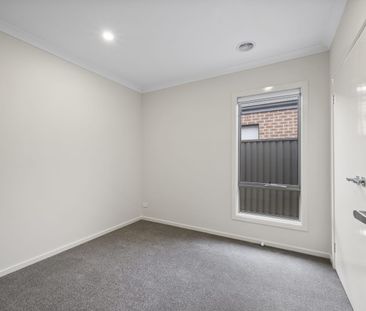 Quality 4 Bedroom Home in Winter Valley - Photo 3