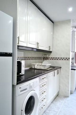 Calle Andalucía, Getafe, Community of Madrid 28903 - Photo 4