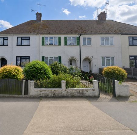 Church Road, Benfleet SS7, London - Photo 3