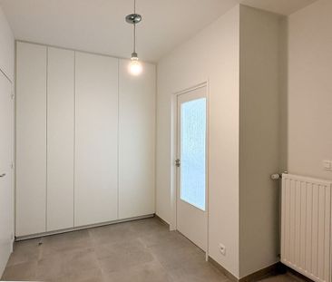 Appartement te huur in Beveren voor € 900 met 2 slaapkamers - Foto 3
