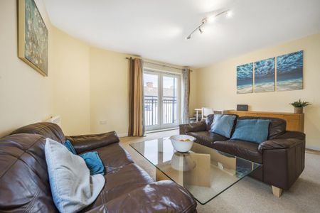 2 bedroom apartment to rent - Photo 4