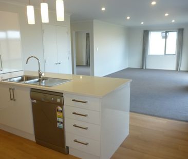 17 Raranga Street, Marshland - Photo 6