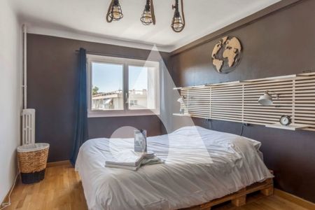 Location T4 70m2 Toulon - Photo 2