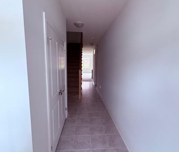 For Lease - 8 Elite Crescent, Haldimand, Ontario - Photo 3
