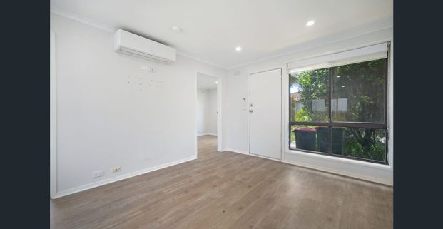 Modern 2-Bedroom Unit with Private Courtyard + Parking! - Photo 1