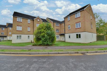 Scammell Way, Watford, Hertfordshire, WD18 - Photo 4