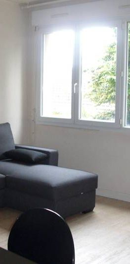 STUDIO AVEC PARKING - CENTRE VILLE POITIERS - Photo 1