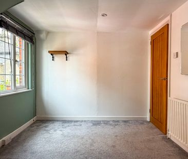 The Cottage, Exeter Villa, Newmarket - Photo 5