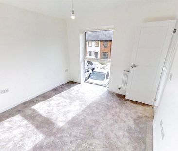 Victoria Drive, Glebe Farm, Milton Keynes, MK17 - Photo 4