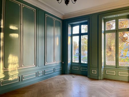 Location Maison 10 pièces 442m² JARNAC 16200 - Photo 2