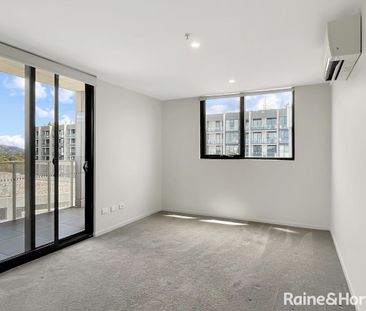One Bedroom Plus Study With Uninterrupted Views - Photo 2