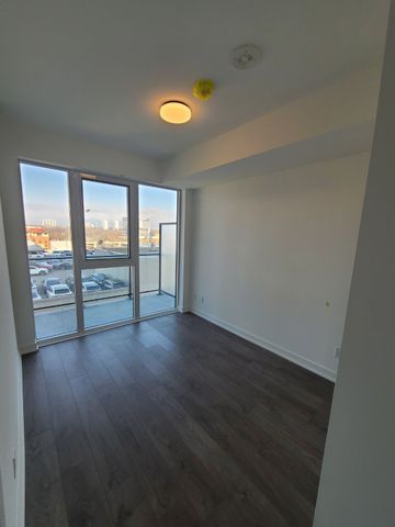 For Lease - 5 Defries Street Unit# 825, Toronto, Ontario - Photo 2