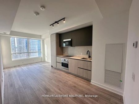 108 Peter Street #2507 - Photo 2