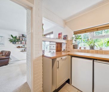 The Moorings, Hindhead, Surrey, GU26 - Photo 5