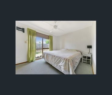 Expansive Family Home in an Ideal Location - Photo 5