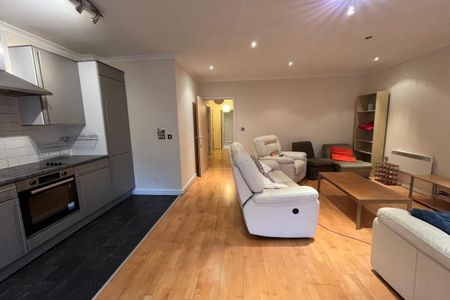 Caroline Street - Photo 2